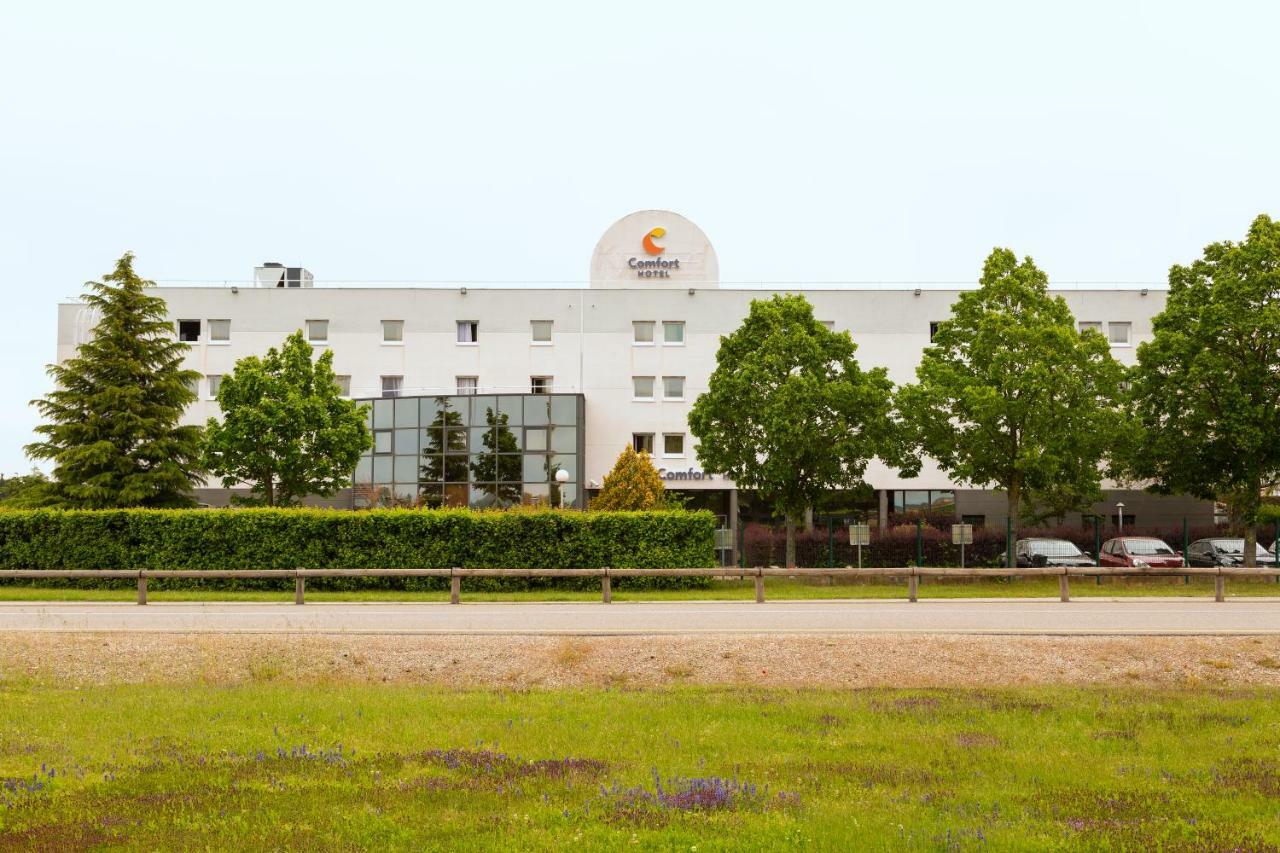 Comfort Hotel Aeroport Lyon St Exupery Colombier-Saugnieu Eksteriør bilde